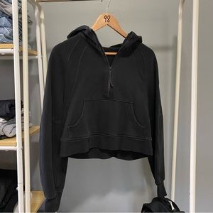 Lululemon black scuba